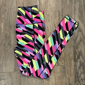 VS Sport Neon Chevron Leggings